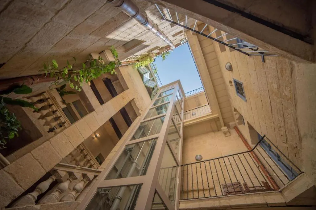 Casa San Carlo 'Premium' Apartment Valletta